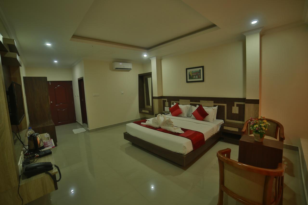 Hotel Horizon International Taliparamba Exterior photo